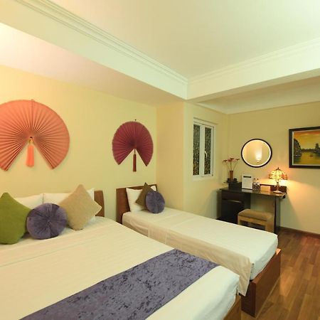 Holiday Lakeview Hotel Ханой Экстерьер фото