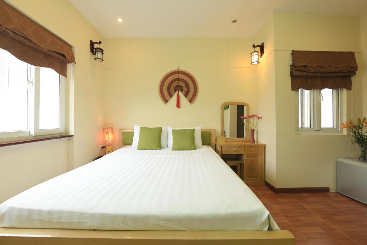 Holiday Lakeview Hotel Ханой Экстерьер фото