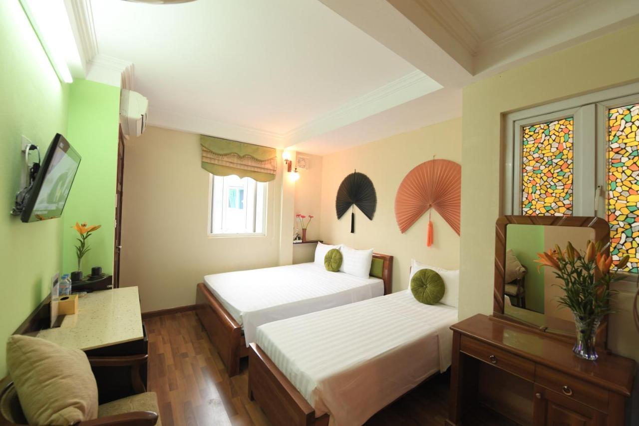 Holiday Lakeview Hotel Ханой Экстерьер фото