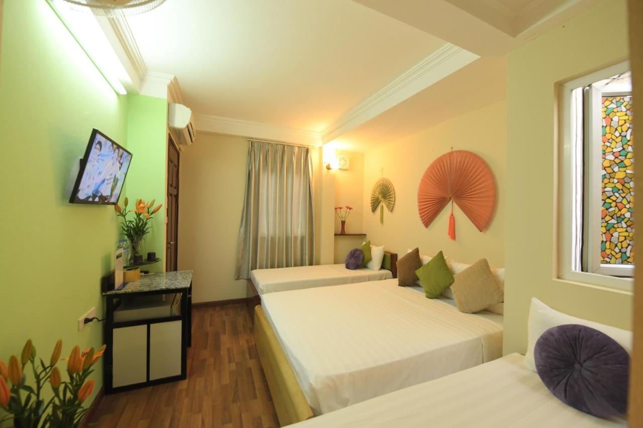 Holiday Lakeview Hotel Ханой Экстерьер фото
